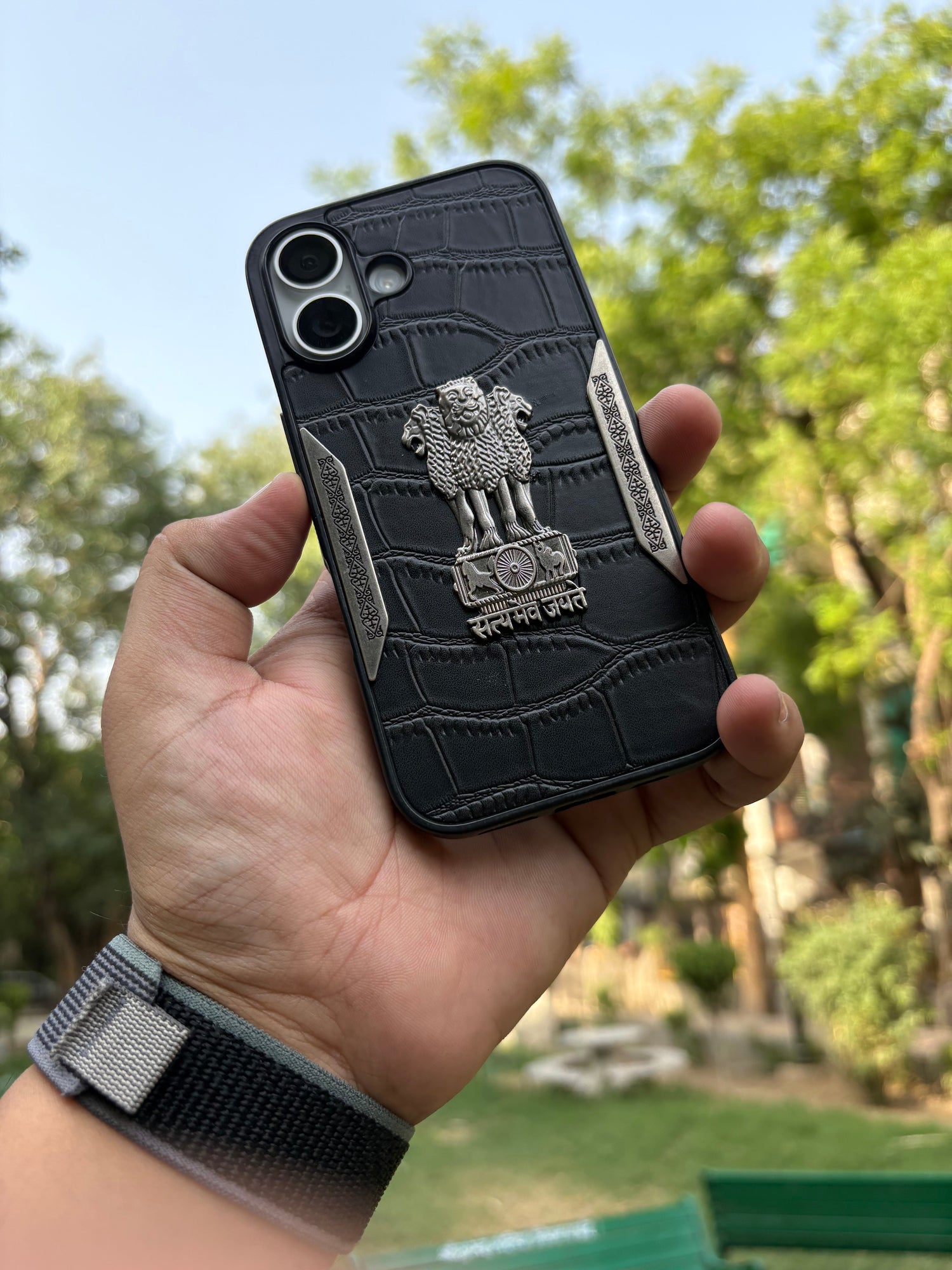 Emblem case