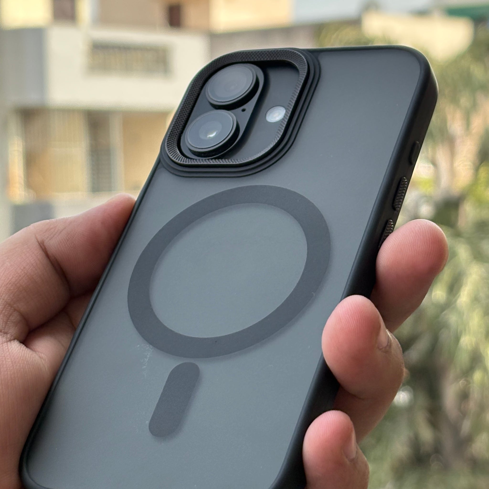 iPhone Hybrid Magsafe matte finish case (iPhone 15 Series)
