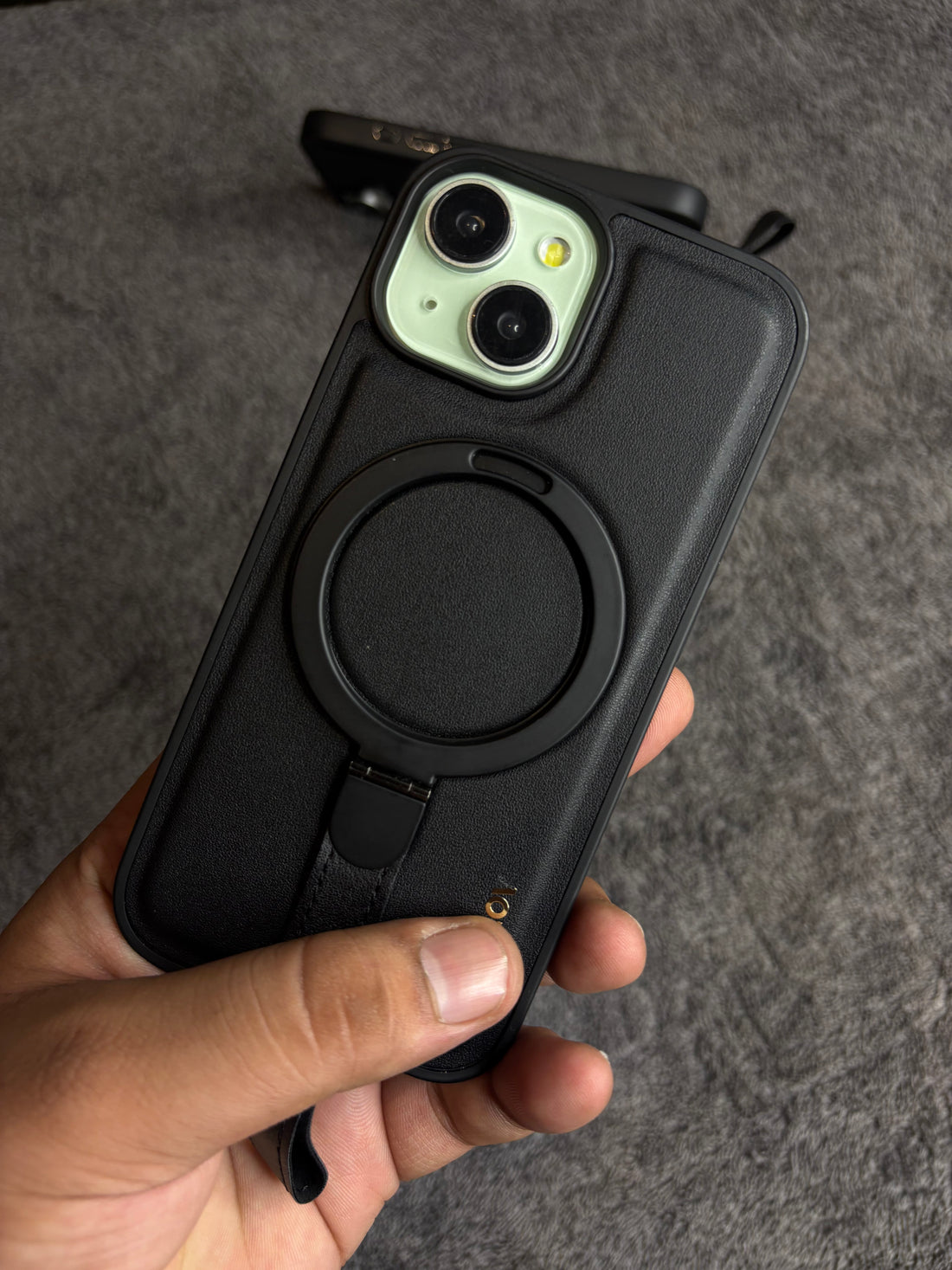 iPhone MagGrip Leather Case with Metal Ring.