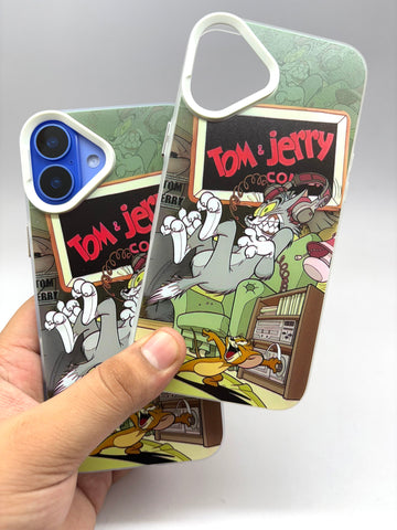 iPhone Matte Finish Case - White Tom And Jerry (iPhone 12 Series)