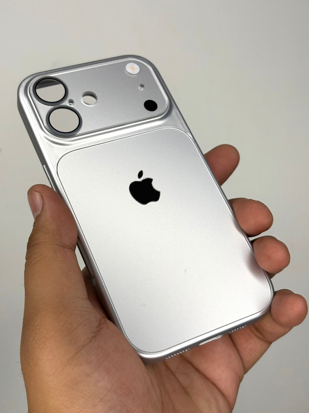 iPhone Premium Converter Case (Titanium Silver)