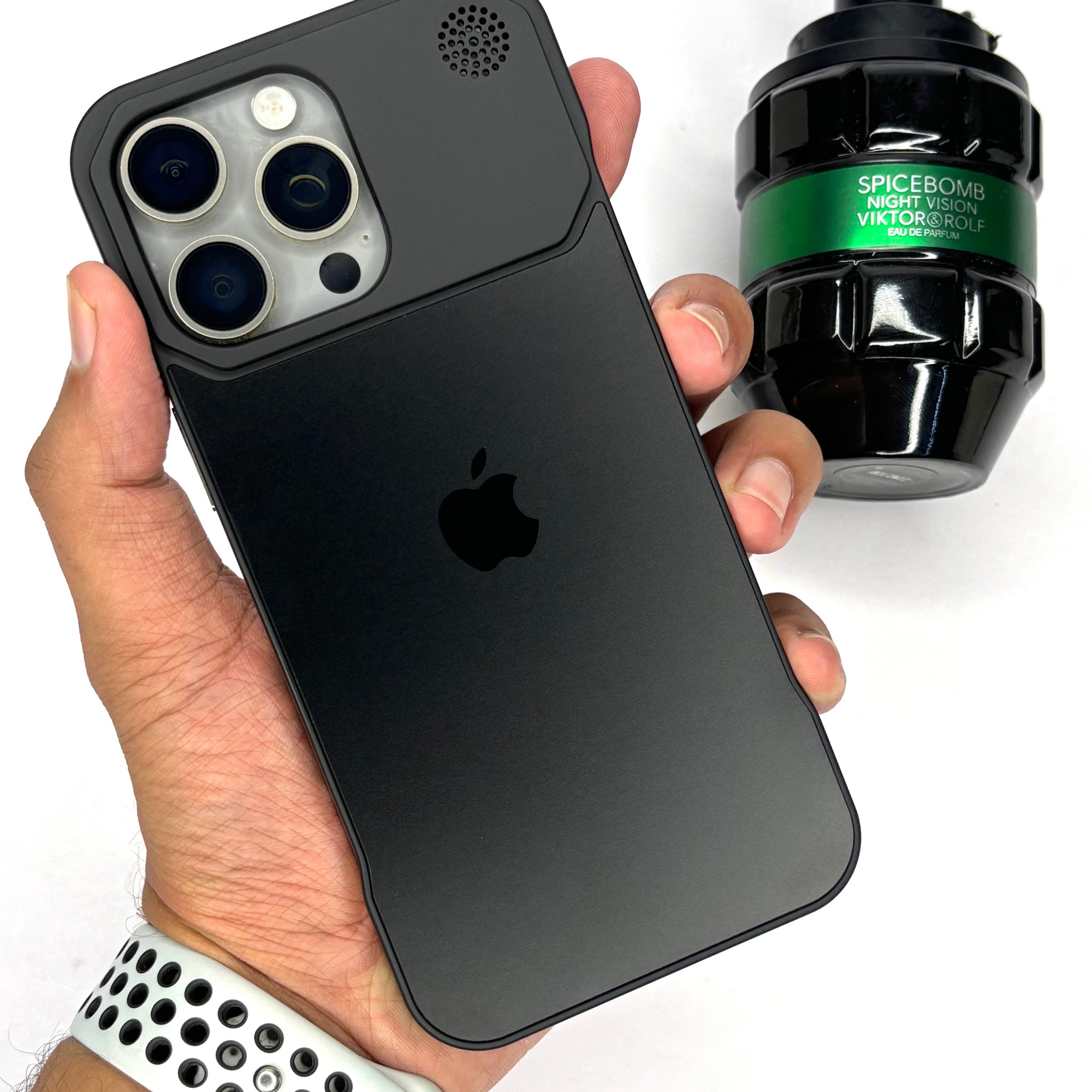 Luxury Metallic Matte Finish case (iPhone 16 series)